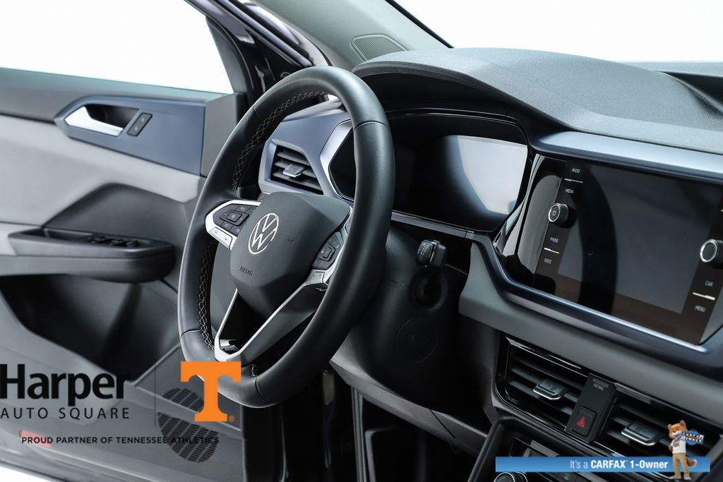 Used 2023 Volkswagen Taos SE w/ Panoramic Sunroof Package image 33