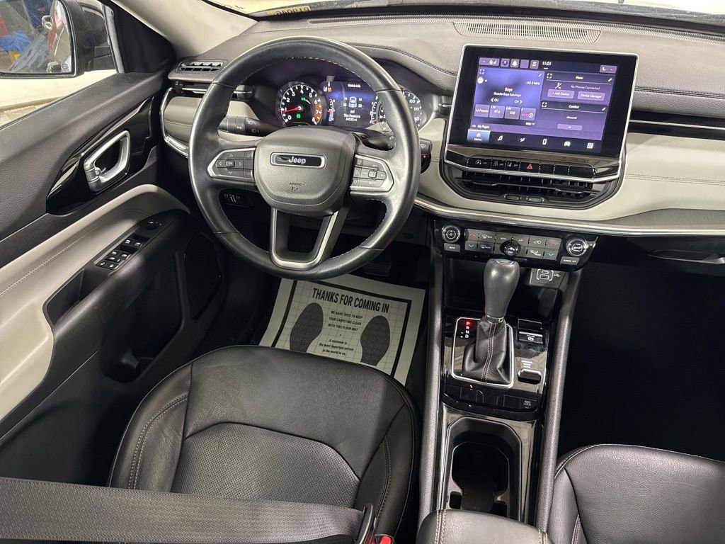 Used 2022 Jeep Compass Limited AWD/4WD image 16