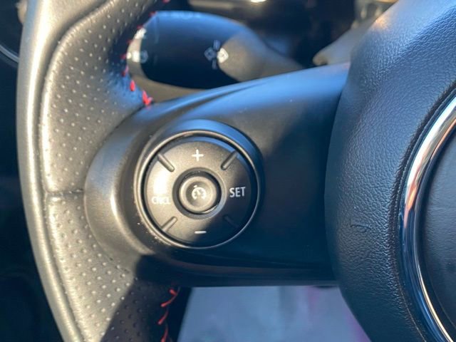 Used 2021 MINI Cooper S w/ Premium Package image 41