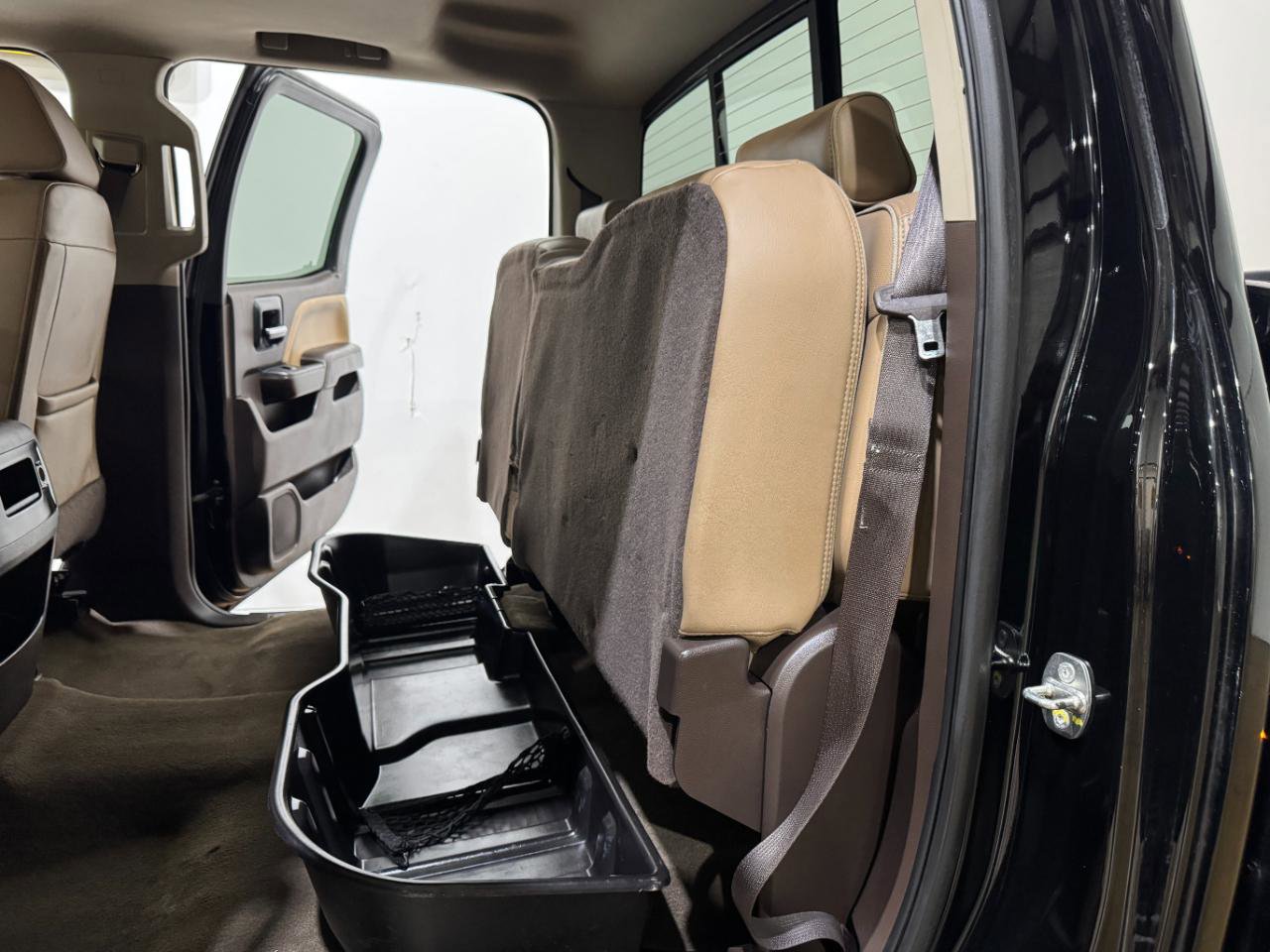 Used 2018 GMC Sierra 3500 Denali w/ Duramax Plus Package AWD/4WD image 17