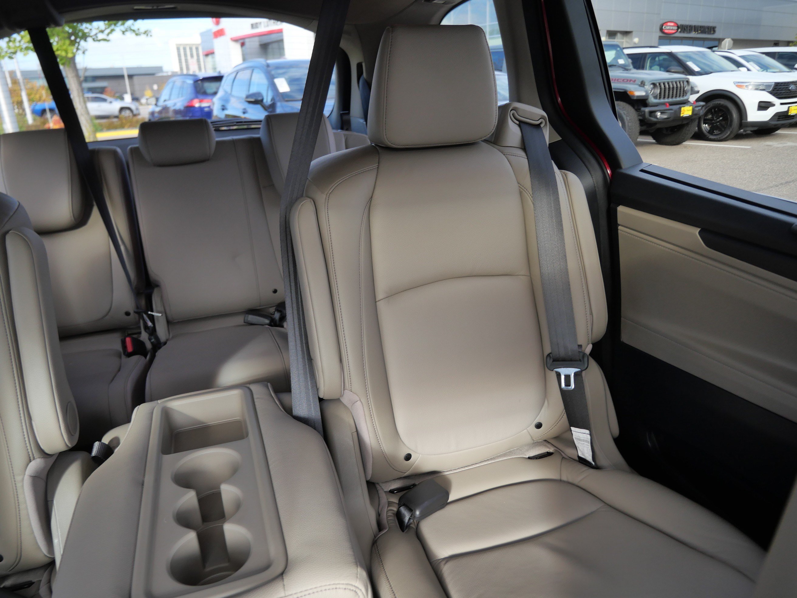 Used 2024 Honda Odyssey EX-L image 14