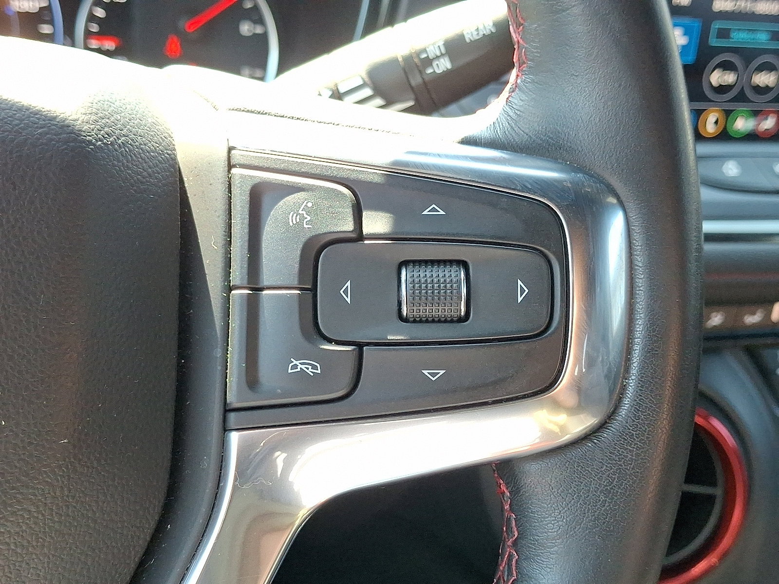 Used 2021 Chevrolet Blazer RS w/ Enhanced Convenience Package image 23