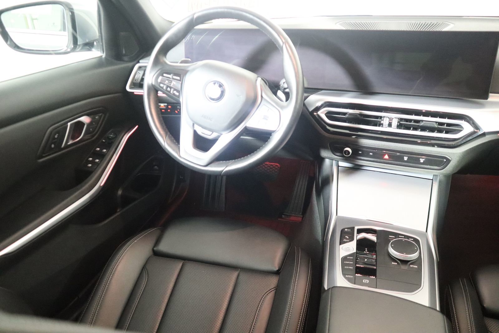 Used 2024 BMW 330i xDrive Sedan image 32