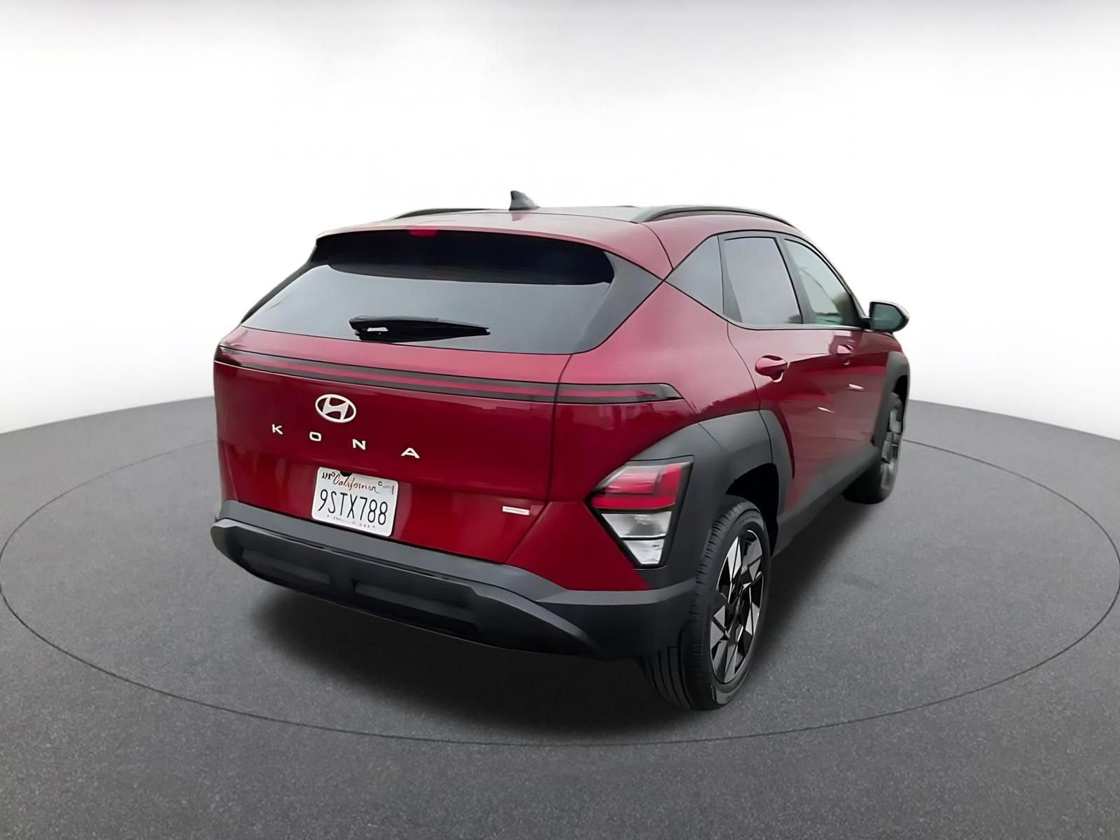 Used 2025 Hyundai Kona SEL image 12