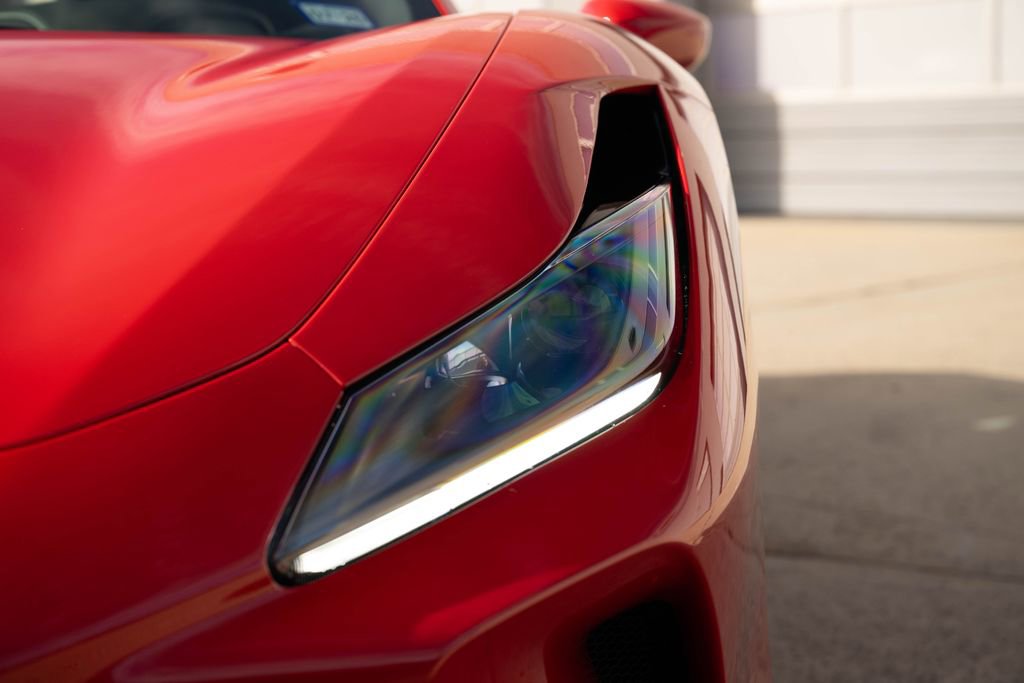 Certified 2021 Ferrari F8 Tributo image 14