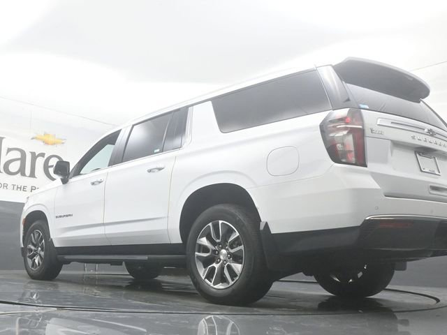 Used 2023 Chevrolet Suburban LT w/ LT Signature Plus Package AWD/4WD image 5