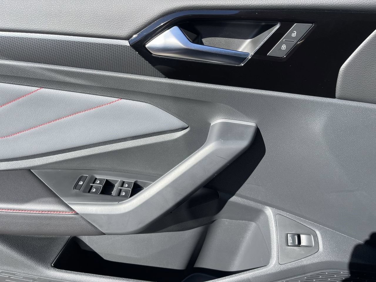 New 2026 Volkswagen Jetta GLI Autobahn FWD image 17