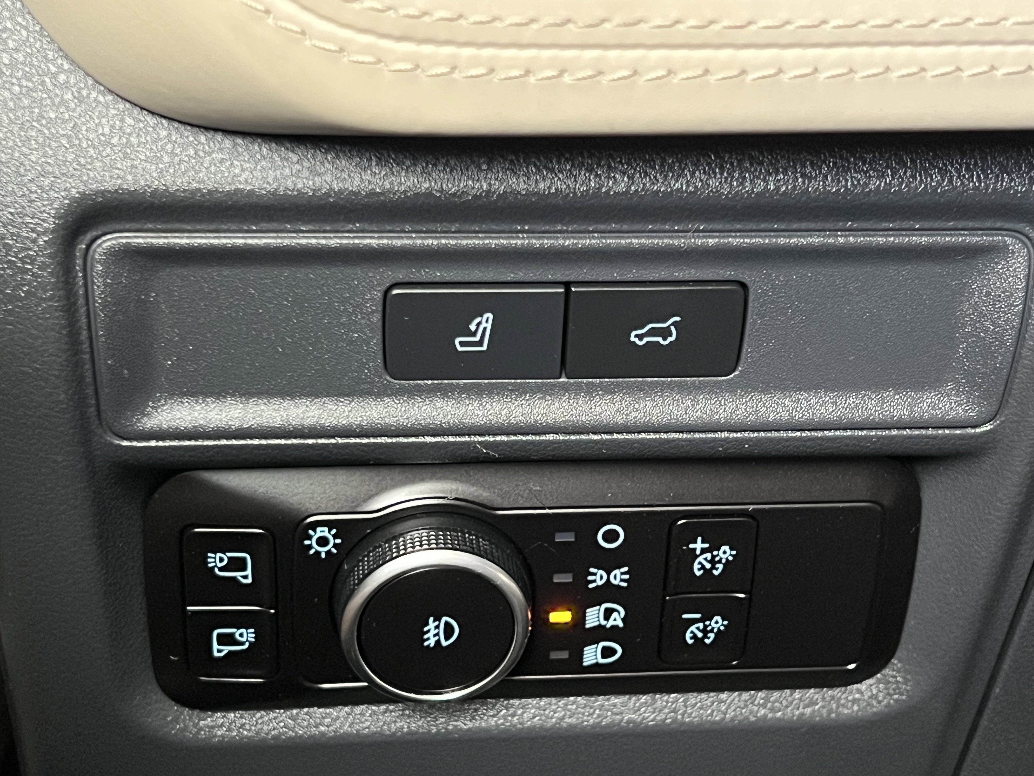 Used 2023 Ford Expedition Platinum image 50