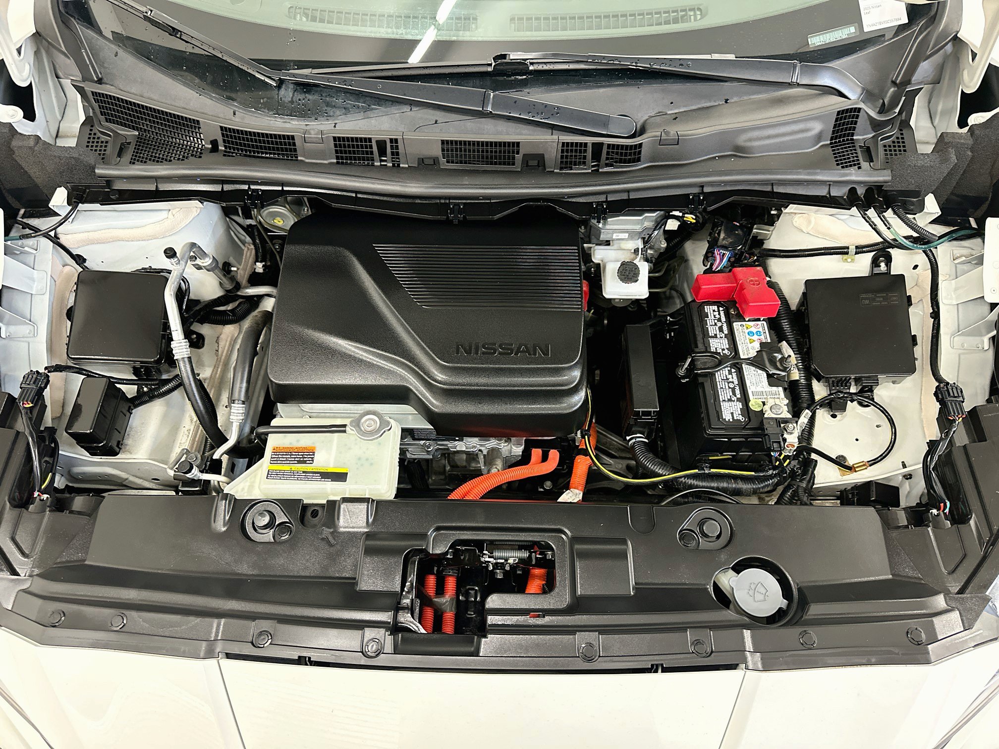 Used 2025 Nissan Leaf S FWD image 33