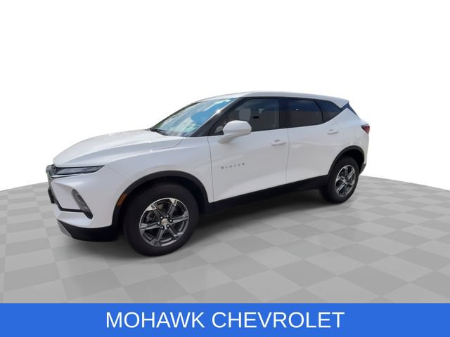 Certified 2024 Chevrolet Blazer LT w/ Driver Confidence Package AWD/4WD image 4