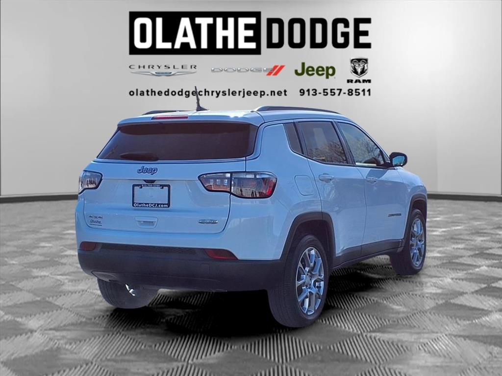 Certified 2024 Jeep Compass Latitude image 27