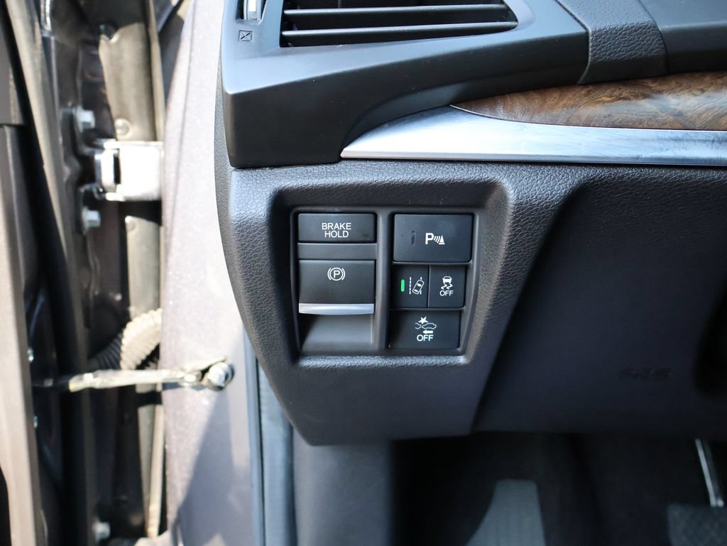 Used 2020 Acura MDX SH-AWD w/ Technology Package image 32