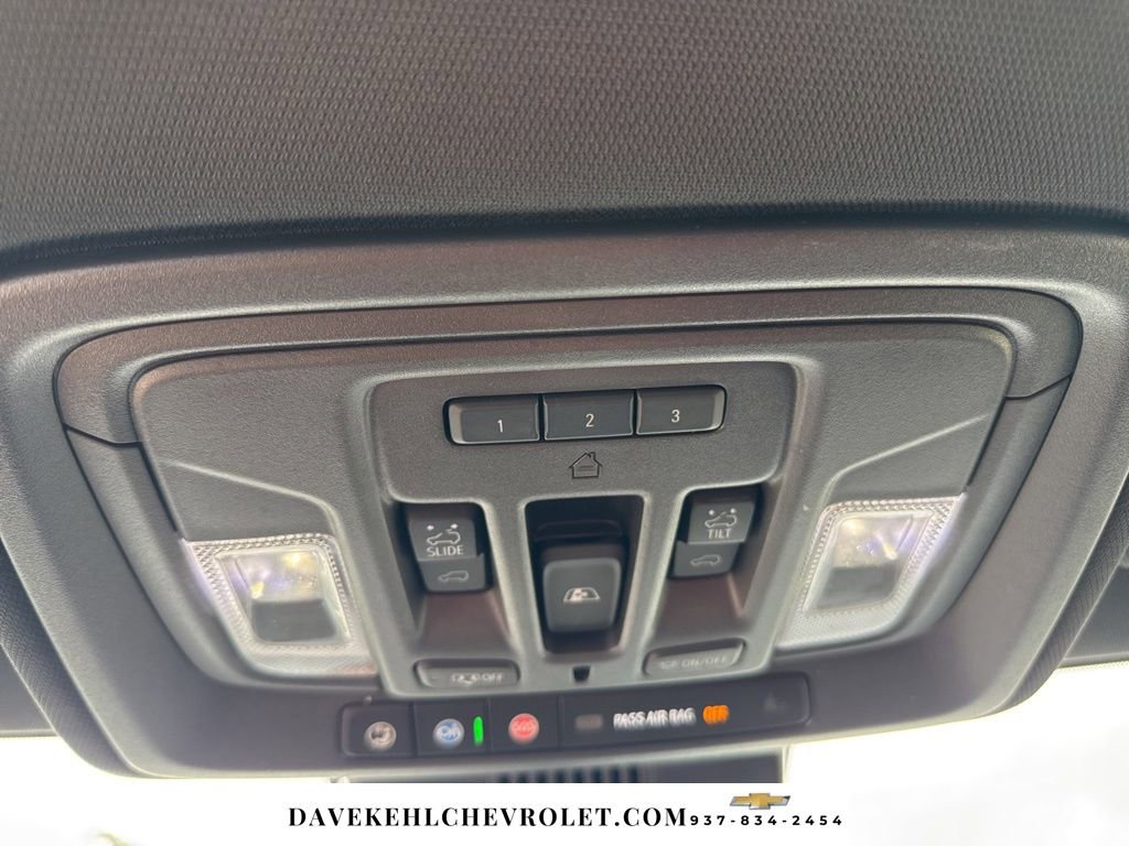 Used 2024 Chevrolet Silverado 2500 ZR2 w/ Technology Package image 12