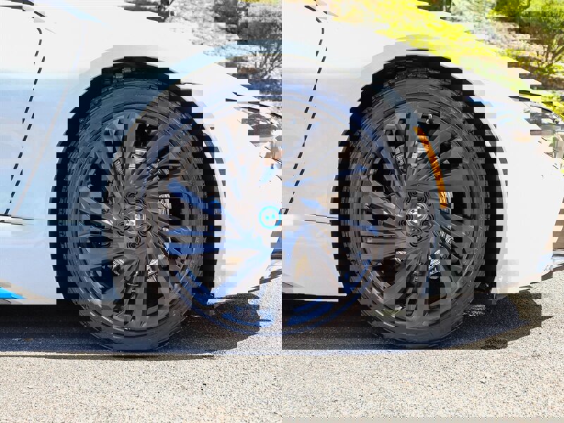 Used 2017 BMW i8 image 18