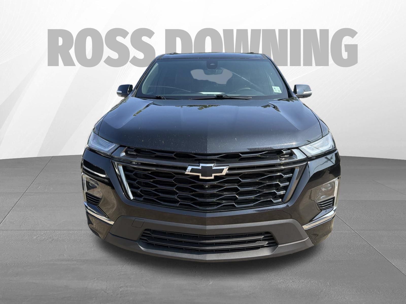 Used 2023 Chevrolet Traverse Premier w/ Redline Edition FWD image 2