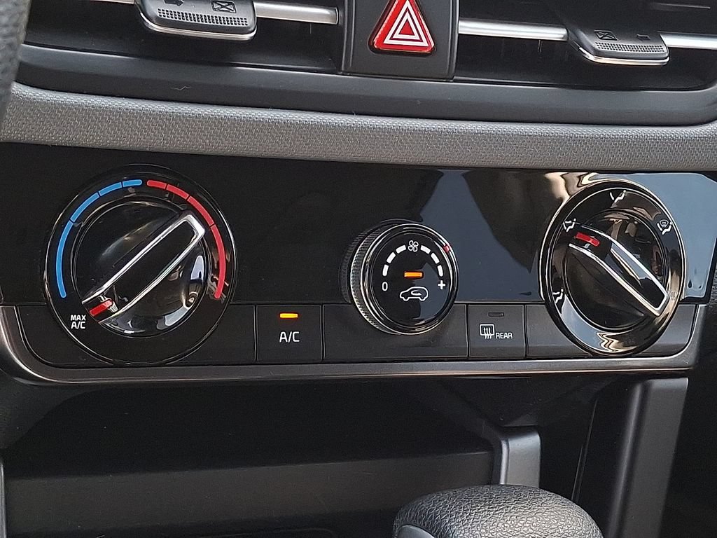 Certified 2024 Kia Seltos LX AWD/4WD image 21