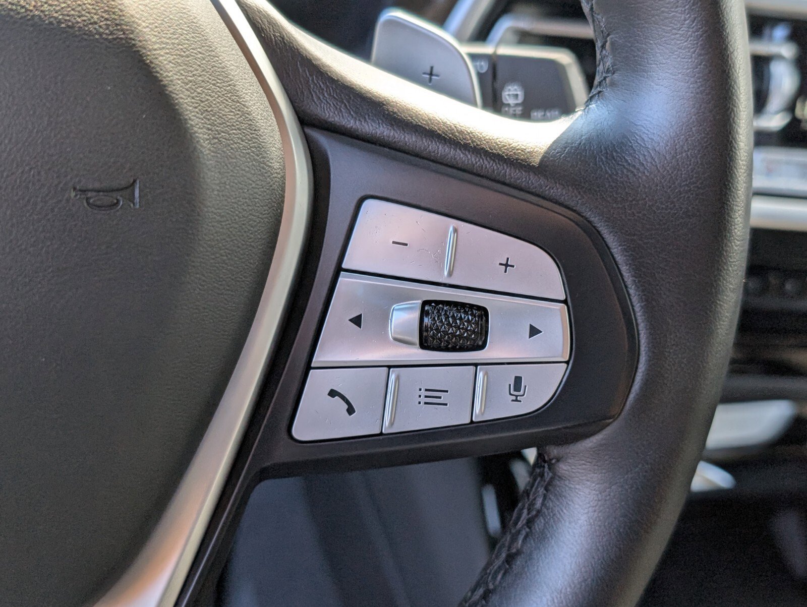 Used 2024 BMW X3 sDrive30i w/ Premium Package w/ZPA image 35