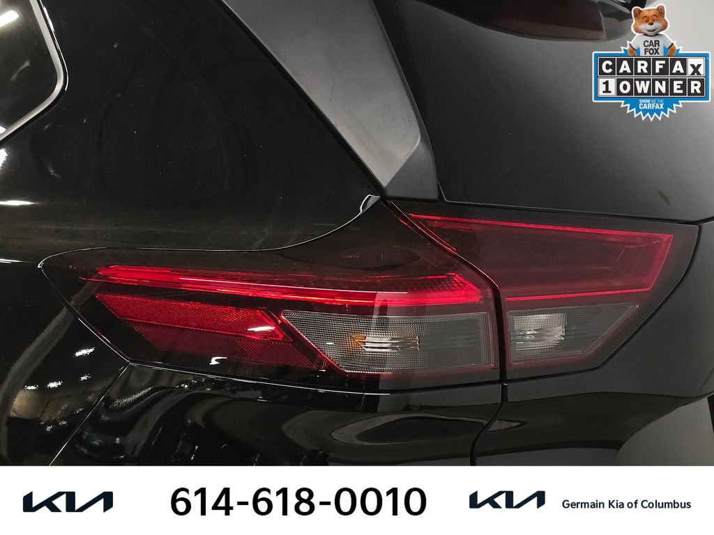 Used 2023 Nissan Rogue S AWD/4WD image 15