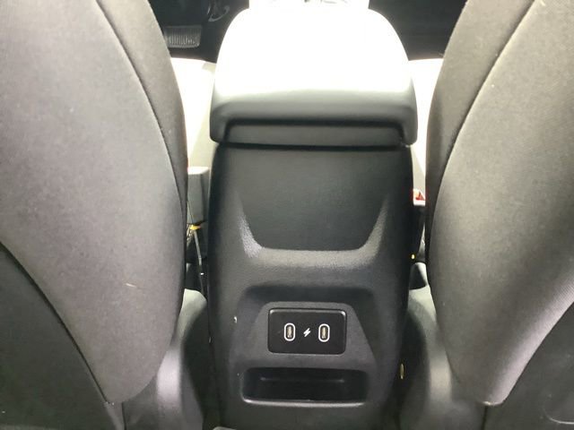 Certified 2026 Hyundai Venue SEL FWD image 12