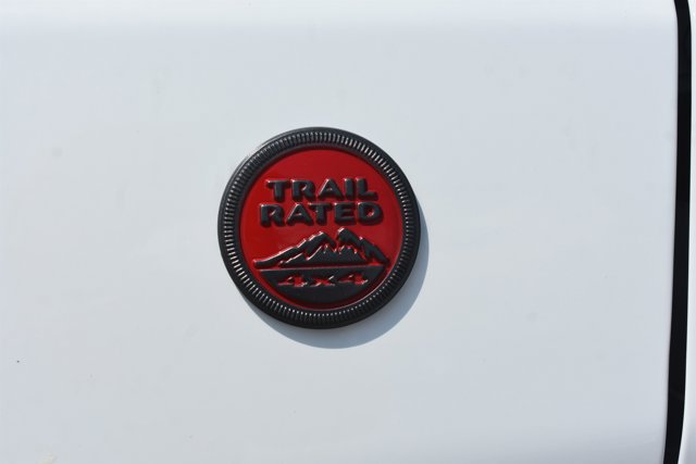 Used 2025 Jeep Compass Trailhawk AWD/4WD image 12