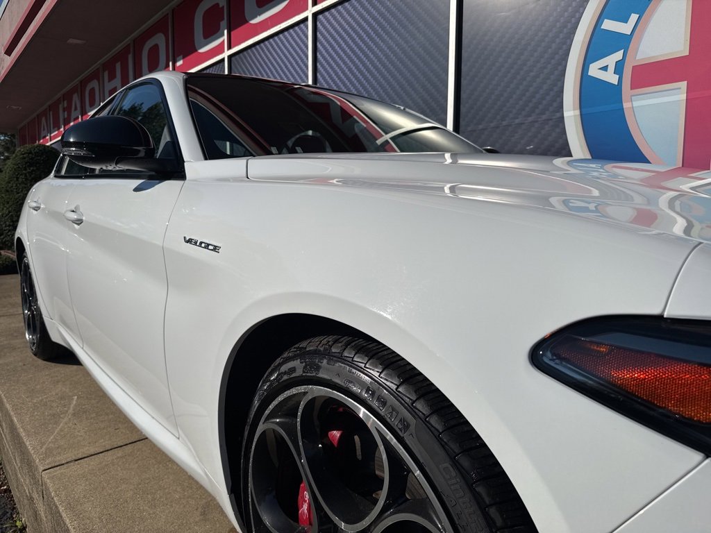 Used 2022 Alfa Romeo Giulia Veloce image 6