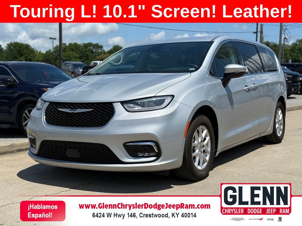 Used 2023 Chrysler Pacifica Touring-L
