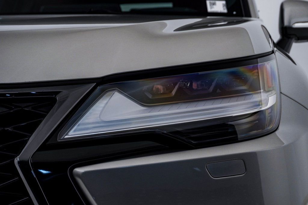 Used 2024 Lexus LX 600 F Sport image 7