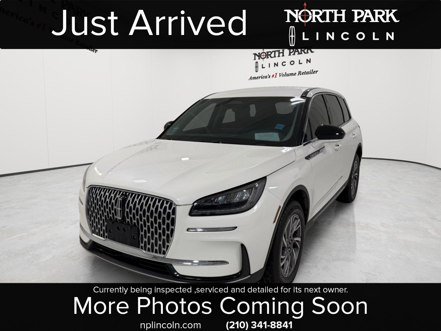 Used 2025 Lincoln Corsair FWD image 1