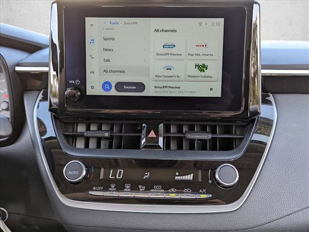 Used 2025 Toyota Corolla LE image 14