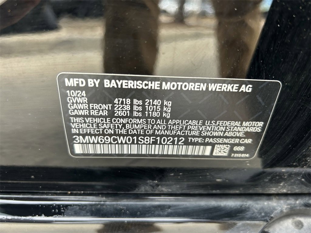 Used 2025 BMW 330i Sedan image 10