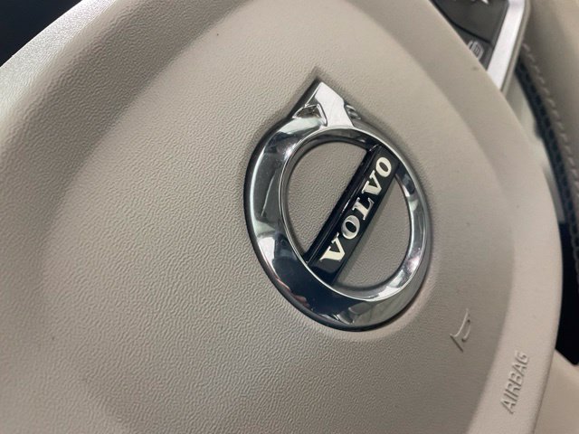 Certified 2025 Volvo XC90 B6 Plus w/ Protection Package Premier AWD/4WD image 43