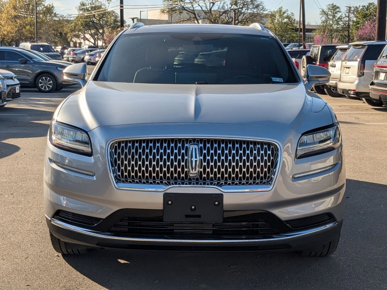 Used 2023 Lincoln Nautilus Reserve image 8