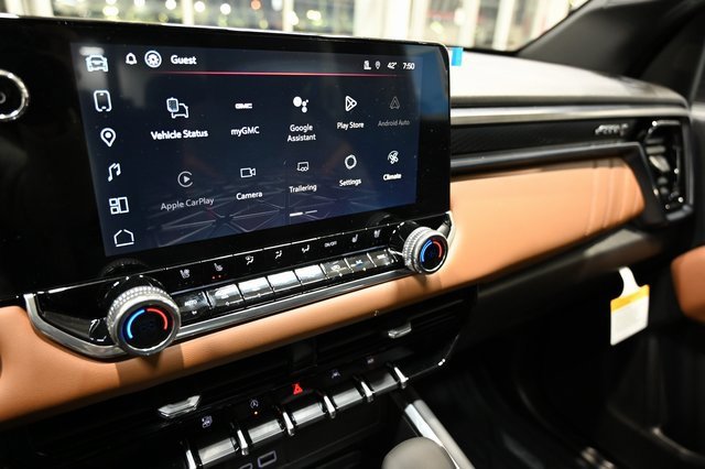 New 2026 GMC Canyon AT4 w/ Technology Plus Package image 16