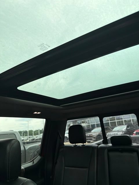 Used 2017 Ford F350 Lariat w/ Chrome Package AWD/4WD image 24