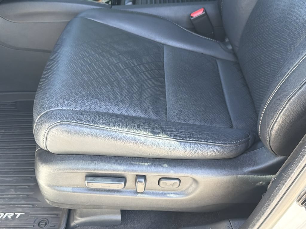 Used 2023 Honda Passport Elite image 23