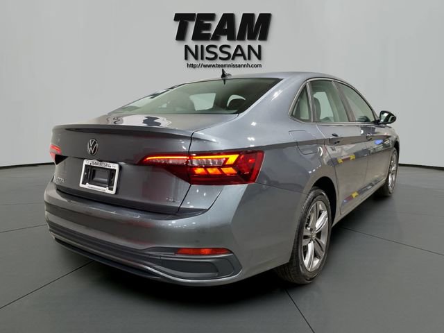 Used 2022 Volkswagen Jetta SE FWD image 7