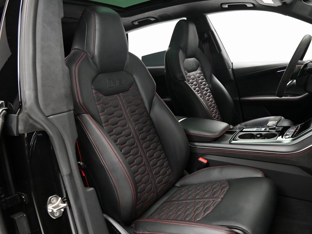 Used 2023 Audi RS Q8 4.0T image 16