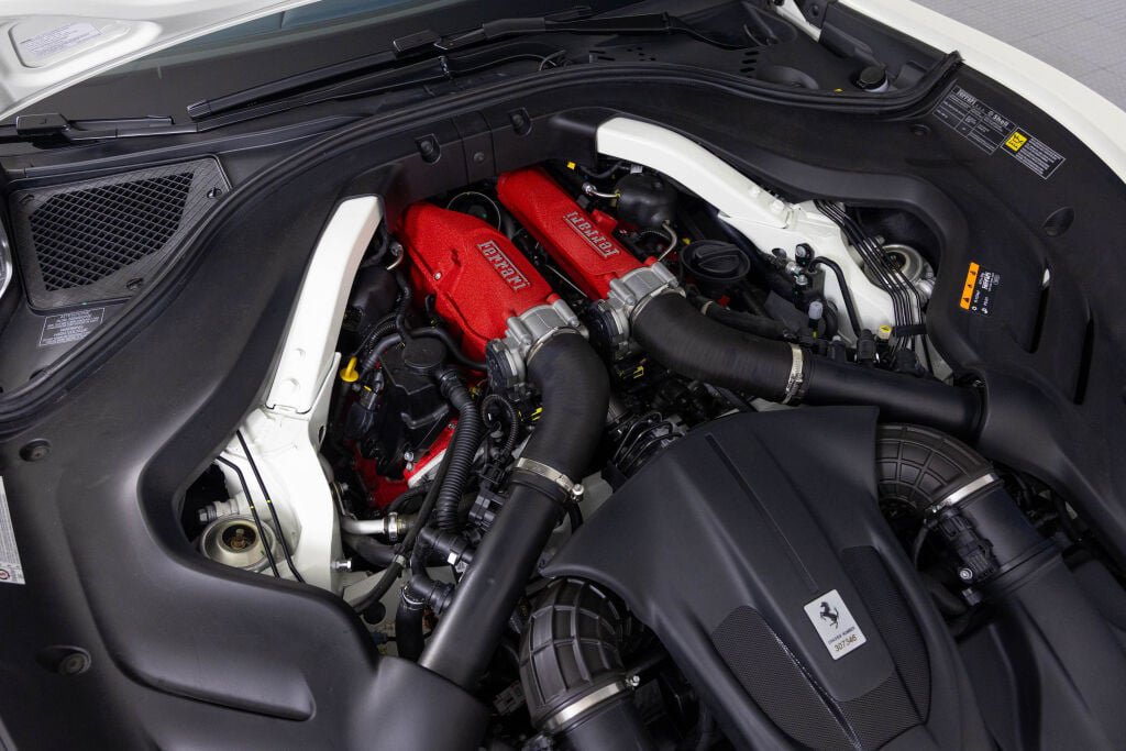 Certified 2024 Ferrari Roma Spider RWD image 64