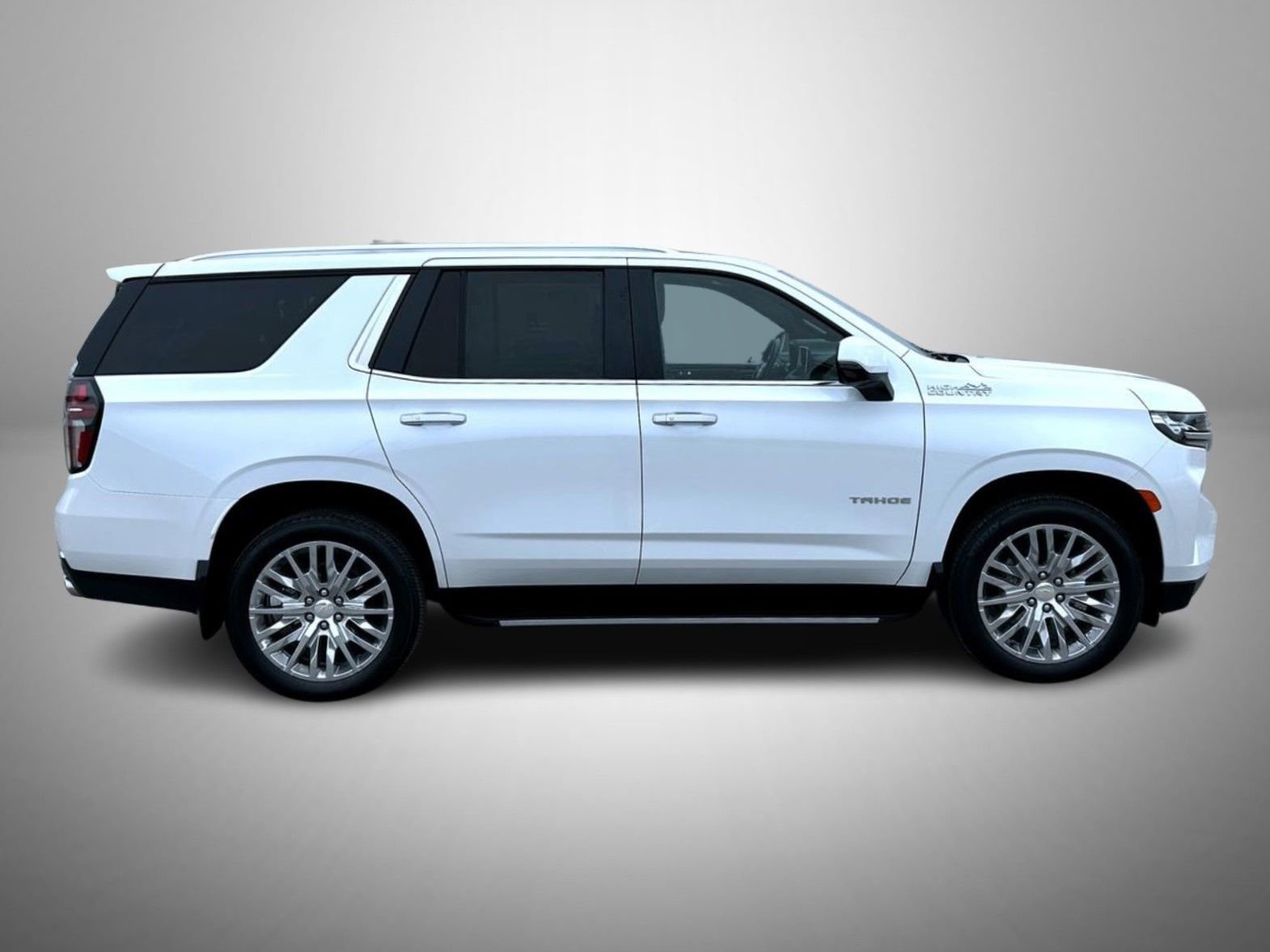 Certified 2024 Chevrolet Tahoe High Country w/ Max Trailering Package AWD/4WD image 4