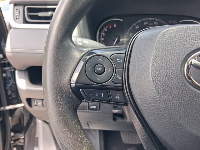 Used 2023 Toyota RAV4 XLE w/ Convenience Package FWD image 17