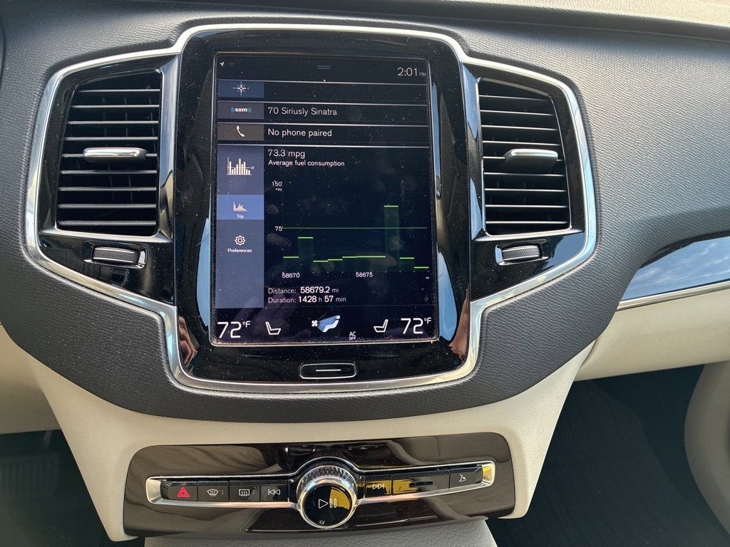 Used 2017 Volvo XC90 T6 Momentum w/ Vision Package image 19