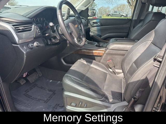 Used 2019 Chevrolet Suburban LT image 22