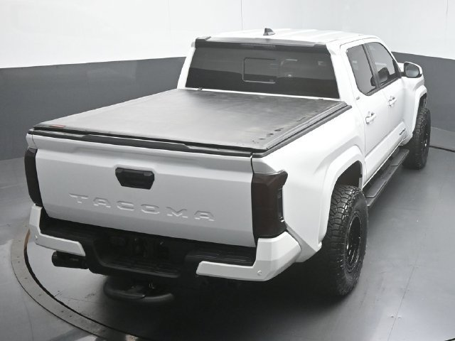 Used 2024 Toyota Tacoma SR5 w/ SR5 Upgrade Package RWD image 49