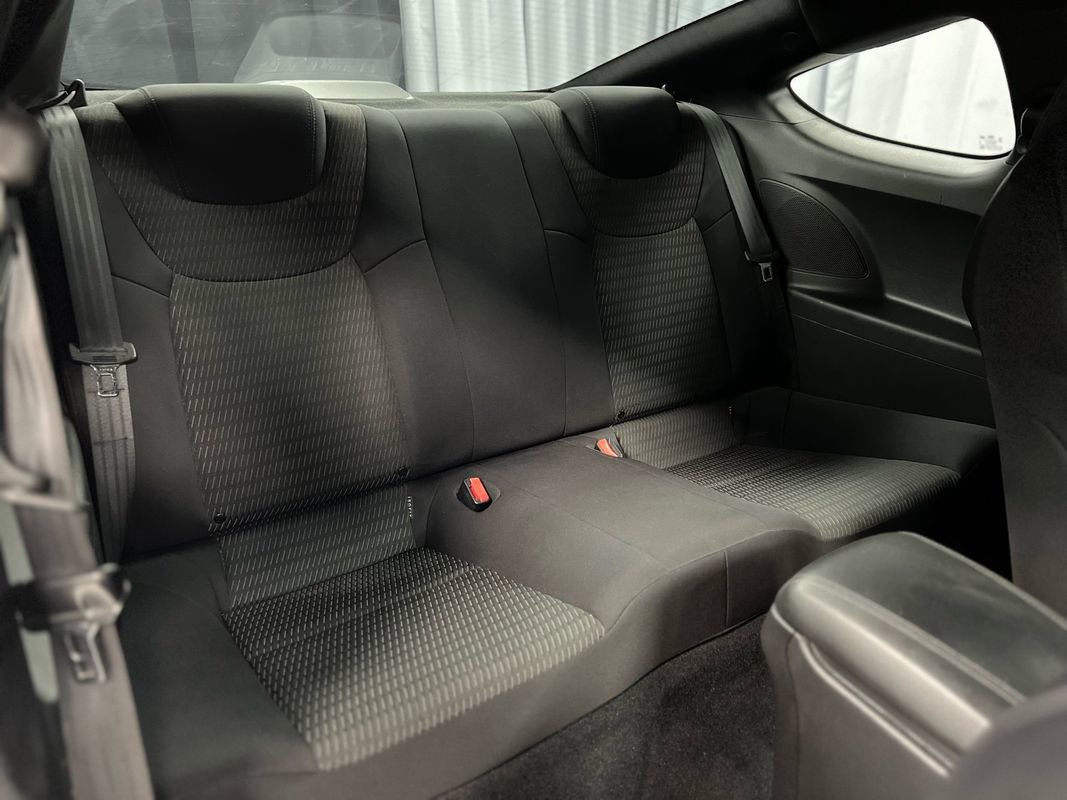 Used 2015 Hyundai Genesis 3.8 image 19