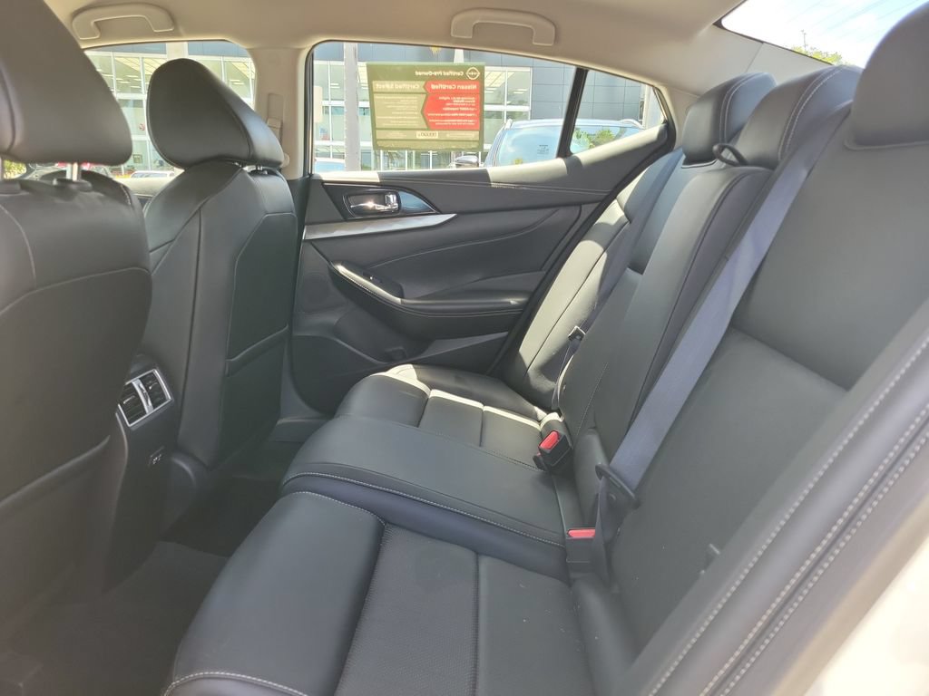 Certified 2023 Nissan Maxima SV w/ Floor Mat Group FWD image 14