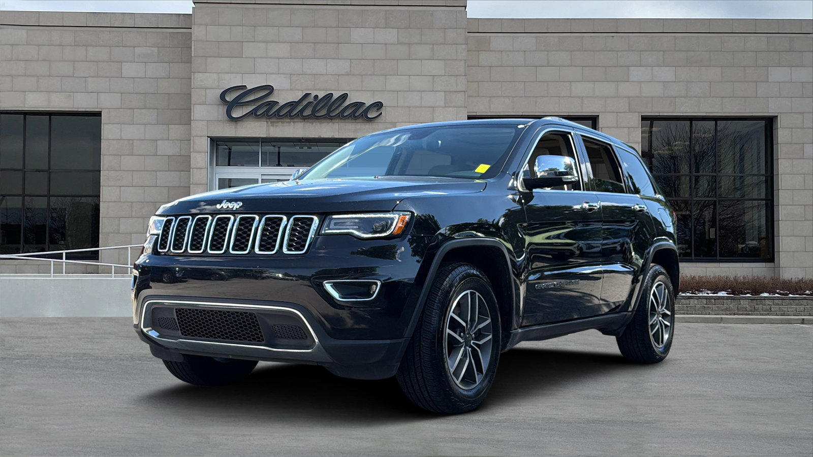 Used 2020 Jeep Grand Cherokee Limited w/ Luxury Group II AWD/4WD image 5