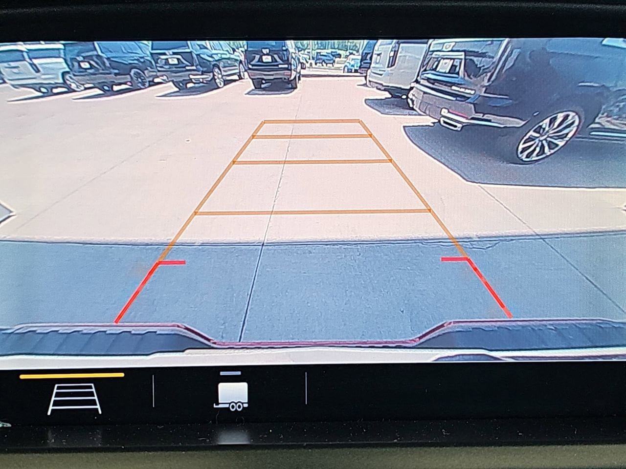 Used 2019 Chevrolet Colorado LT w/ LPO, Premium Interior Package AWD/4WD image 27