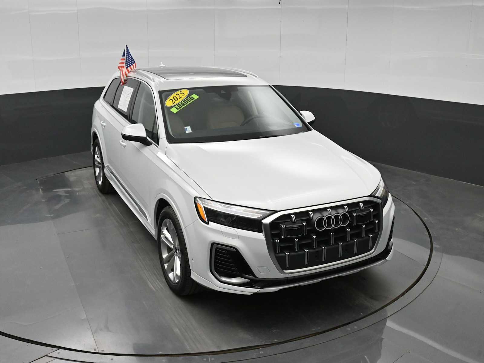 Used 2025 Audi Q7 3.0T Prestige w/ Prestige Package AWD/4WD image 23