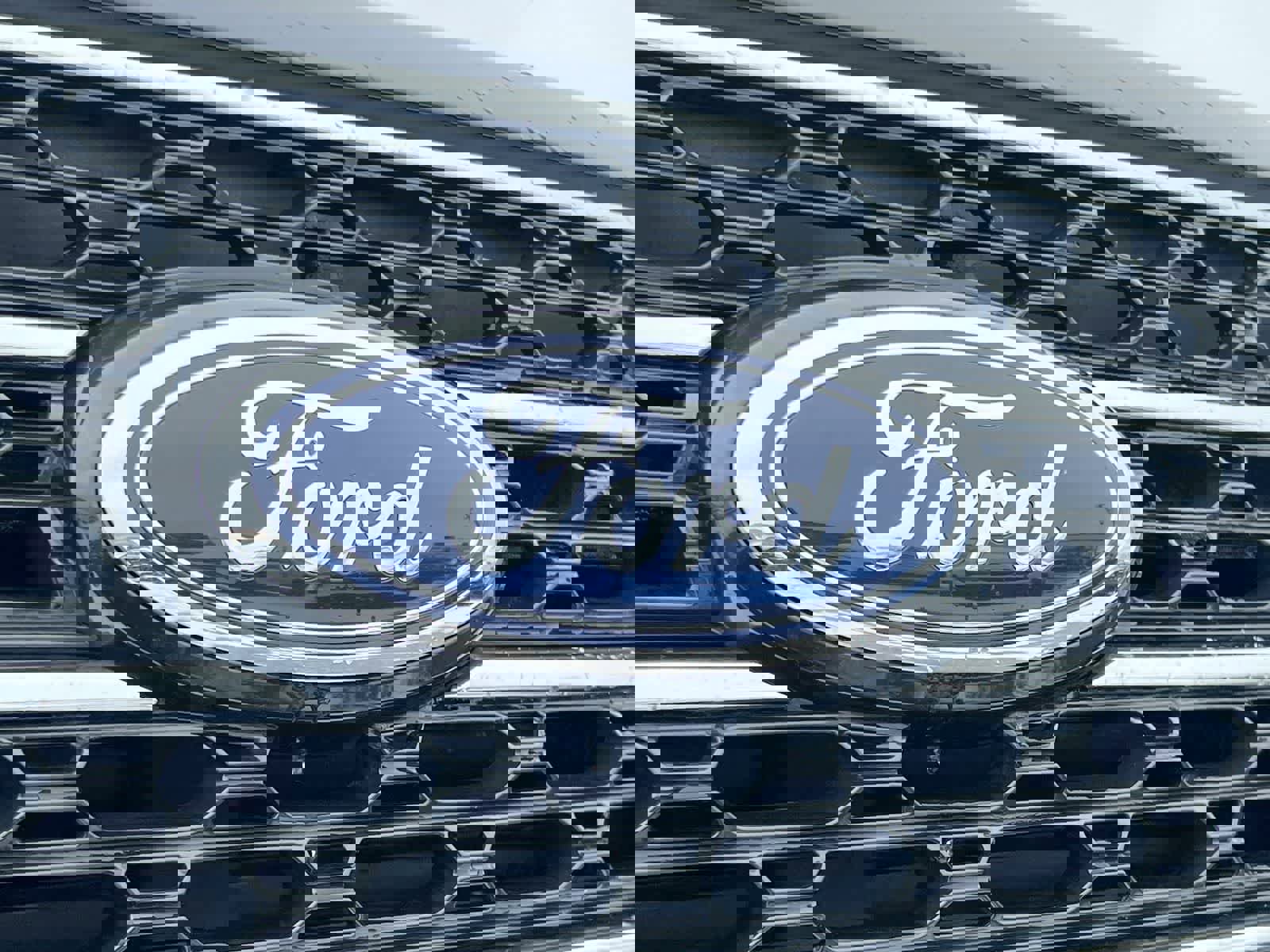 Certified 2023 Ford Explorer XLT w/ Equipment Group 202A image 13