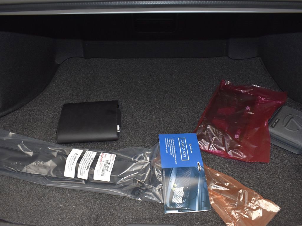 New 2025 Lexus ES 350 w/ Premium Package image 17